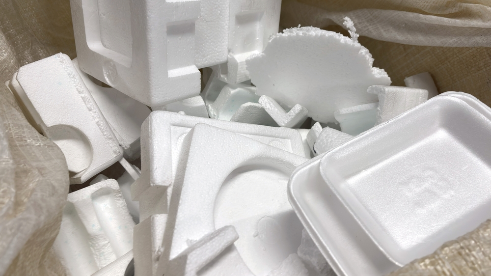 Broken polystyrene packaging waste | polystyrene recycling